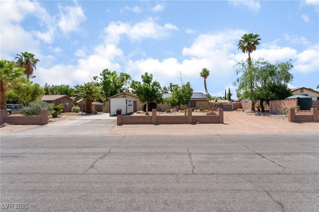 Las Vegas, NV 89149,5312 Manuel DR