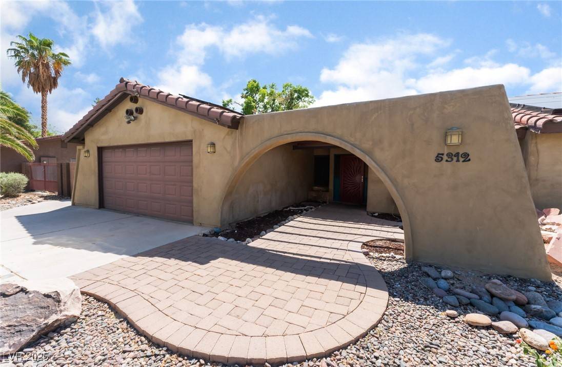 Las Vegas, NV 89149,5312 Manuel DR