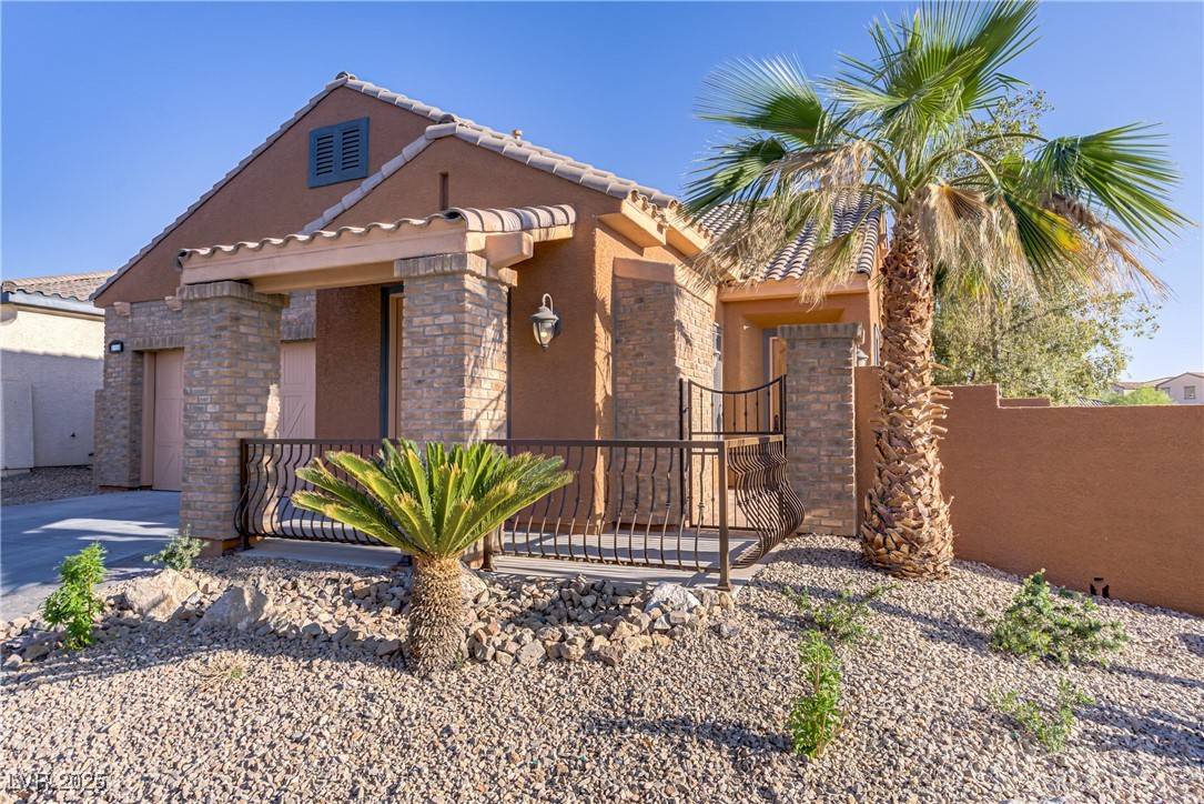 Henderson, NV 89011,437 Via Stretto AVE