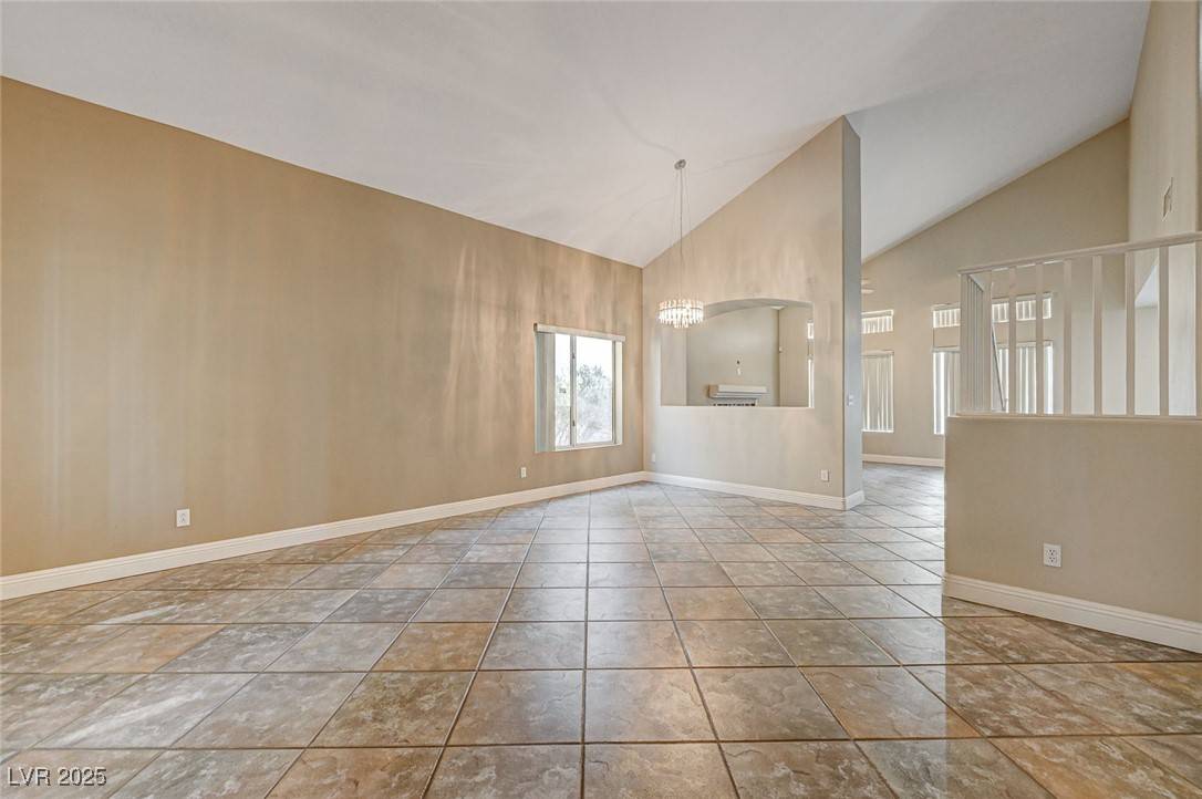 Henderson, NV 89014,317 Greenleaf Glen ST