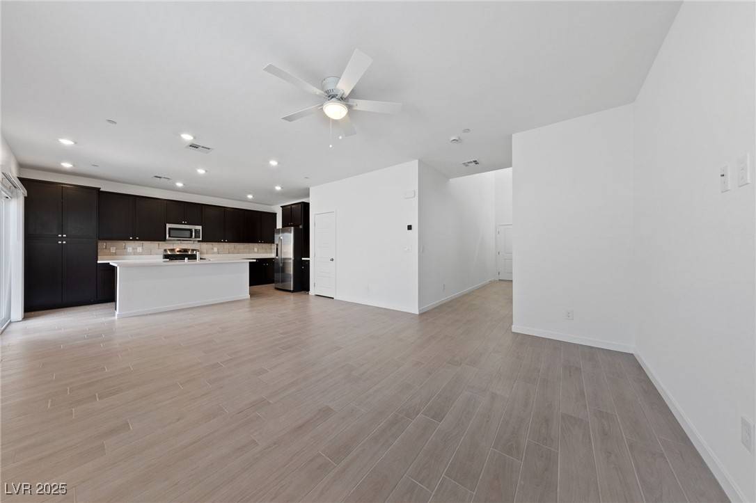 Henderson, NV 89011,116 Brielle Beacon LN