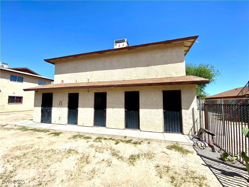 Las Vegas, NV 89110,1520 Henry DR