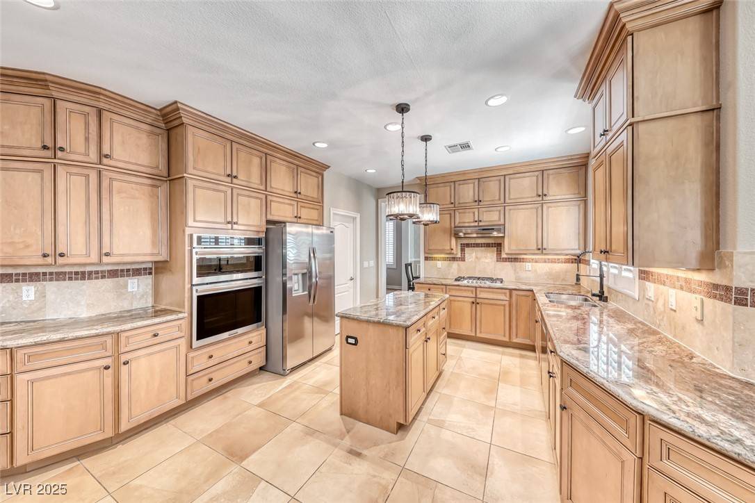 Las Vegas, NV 89183,193 Glenbrook Estates DR