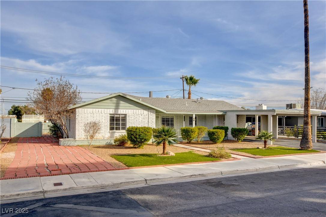 Las Vegas, NV 89104,1711 S 6th ST