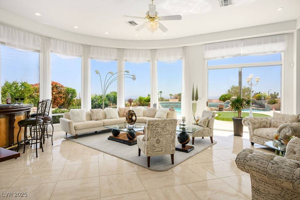 Las Vegas, NV 89134,11037 Clarion LN