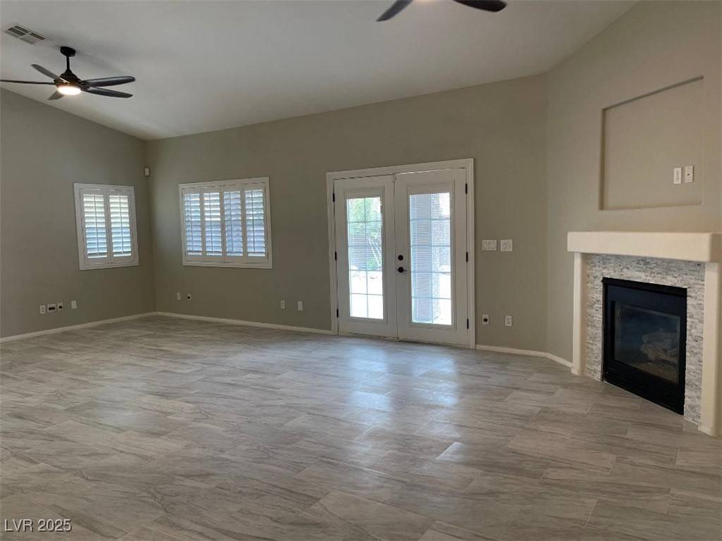 Henderson, NV 89012,70 Moonlight Village LN