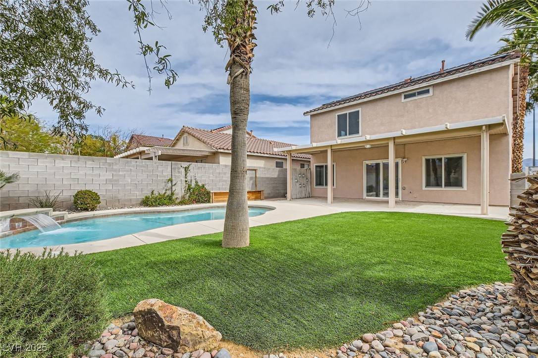 Las Vegas, NV 89143,7829 Lovely Pine PL