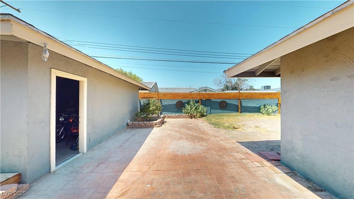 Las Vegas, NV 89104,1801 Griffith AVE