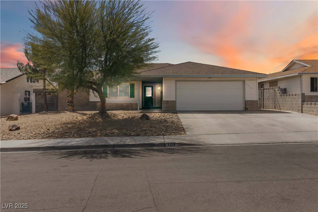 Las Vegas, NV 89145,7213 W Lakeland CT