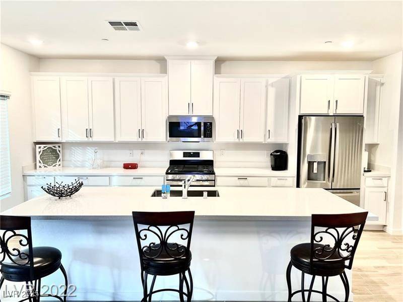 Henderson, NV 89011,250 Cordelia Cove AVE #213