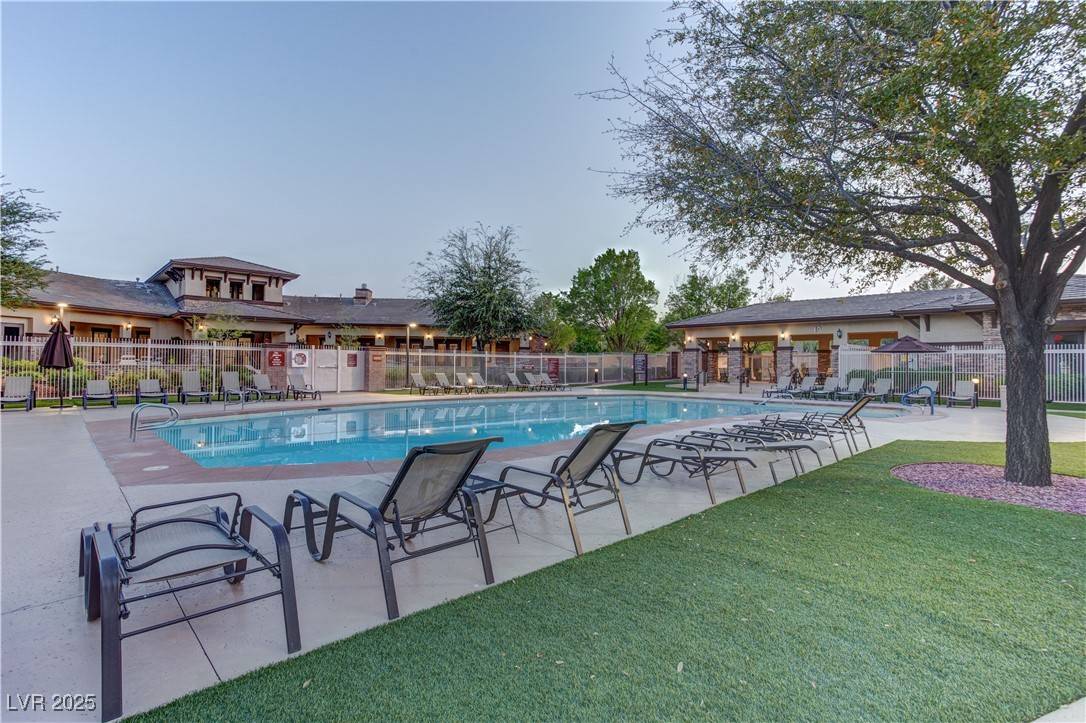Las Vegas, NV 89166,10422 Prairie Mountain AVE