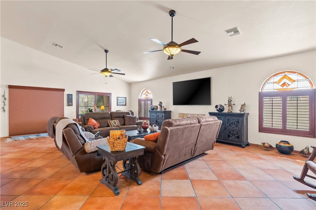 Laughlin, NV 89029,1253 Country Club DR