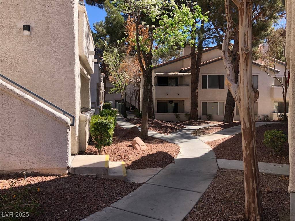 Las Vegas, NV 89120,3041 Casey DR #101