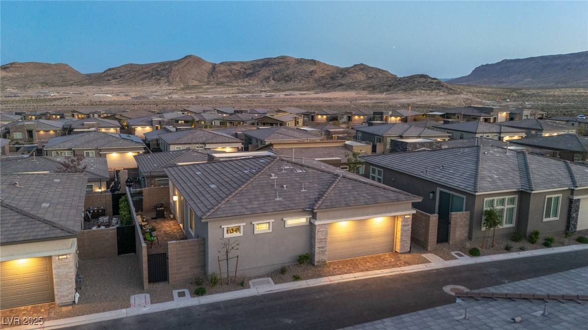 Las Vegas, NV 89138,916 Belleforte LN