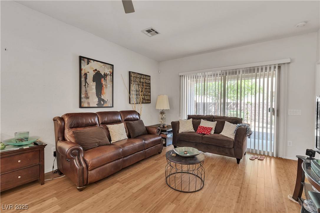 Las Vegas, NV 89122,6160 Majestic Wind AVE