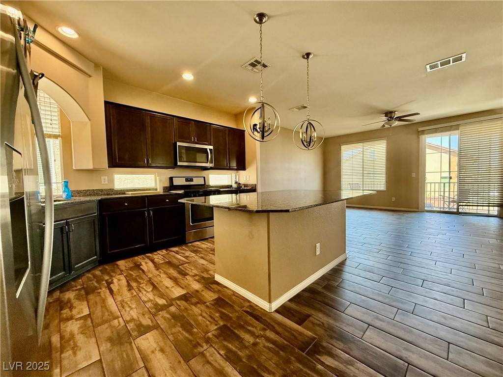 Las Vegas, NV 89139,5841 Azzura Palms AVE