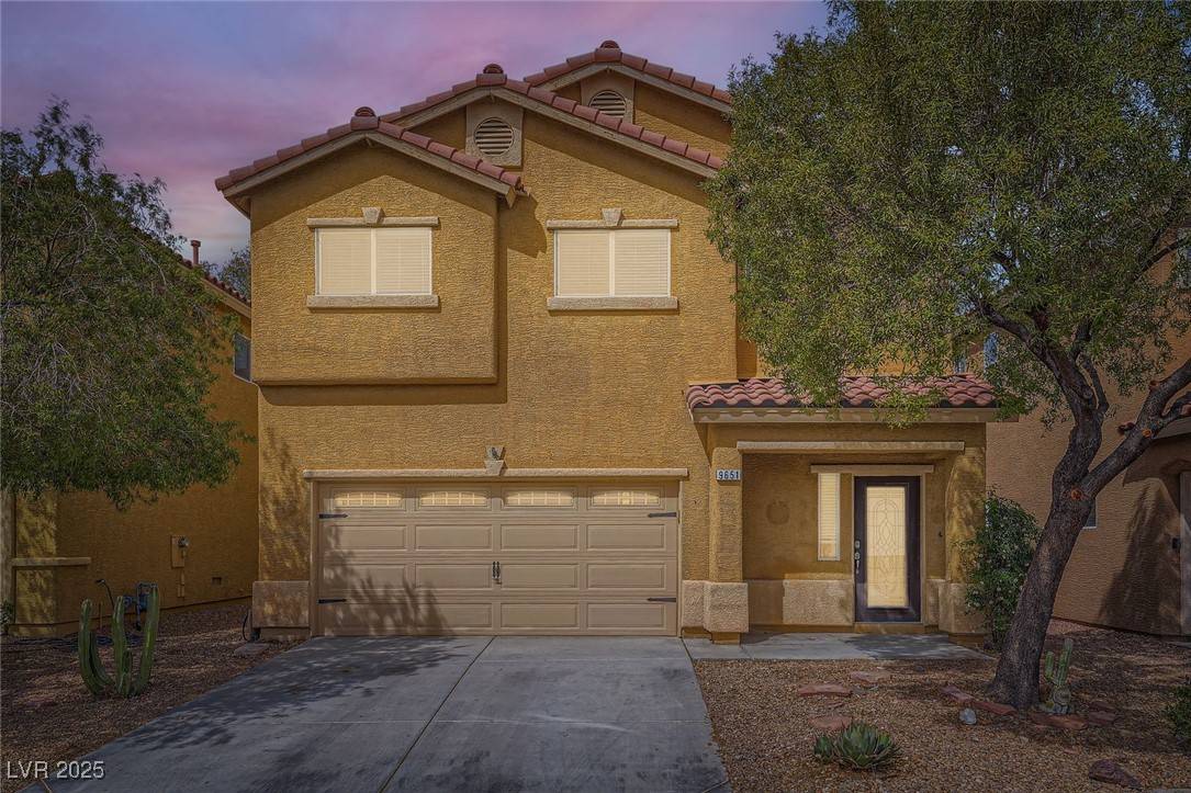 Las Vegas, NV 89178,9651 Bouncing Ball ST