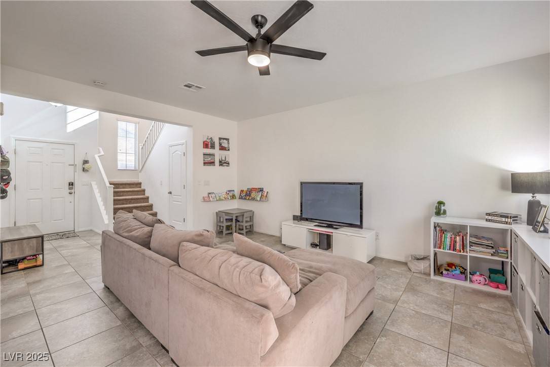 Las Vegas, NV 89166,10309 Jolly Hill AVE