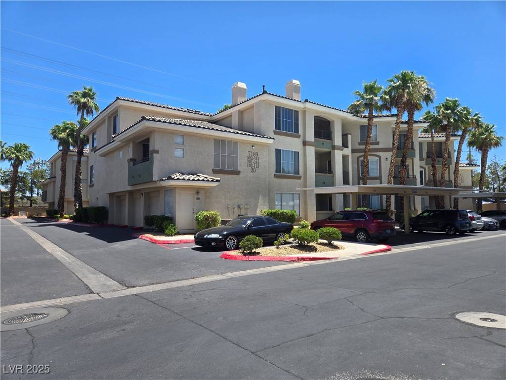 Las Vegas, NV 89113,7189 S Durango DR #211