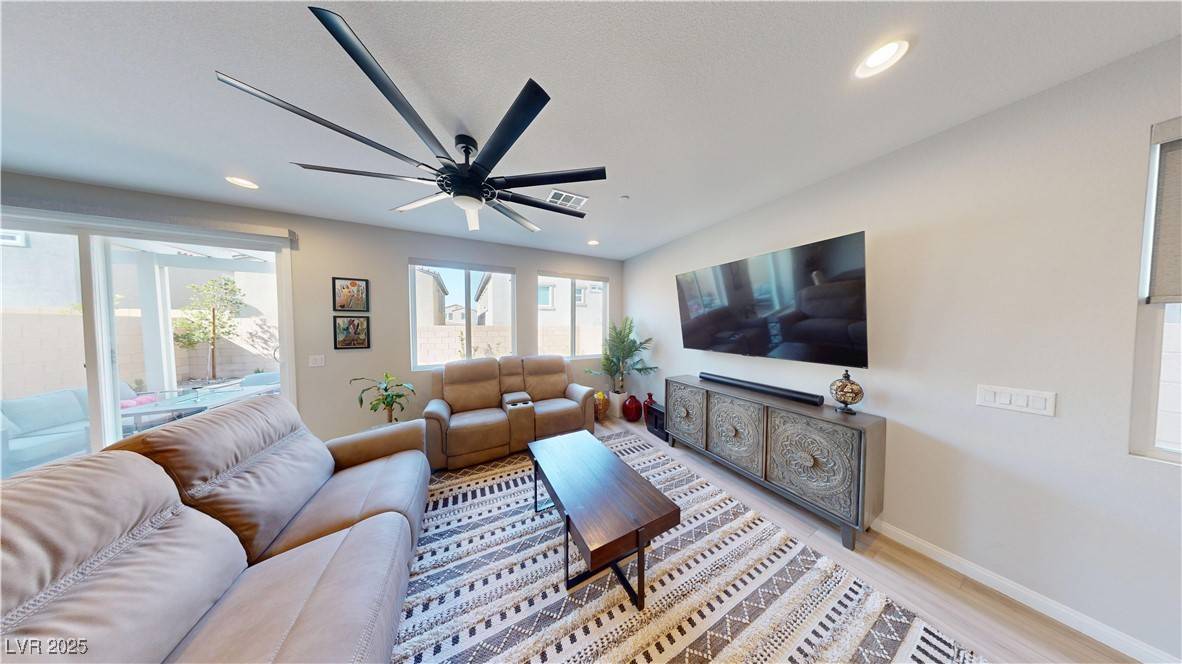 Las Vegas, NV 89166,10626 Bowmore AVE