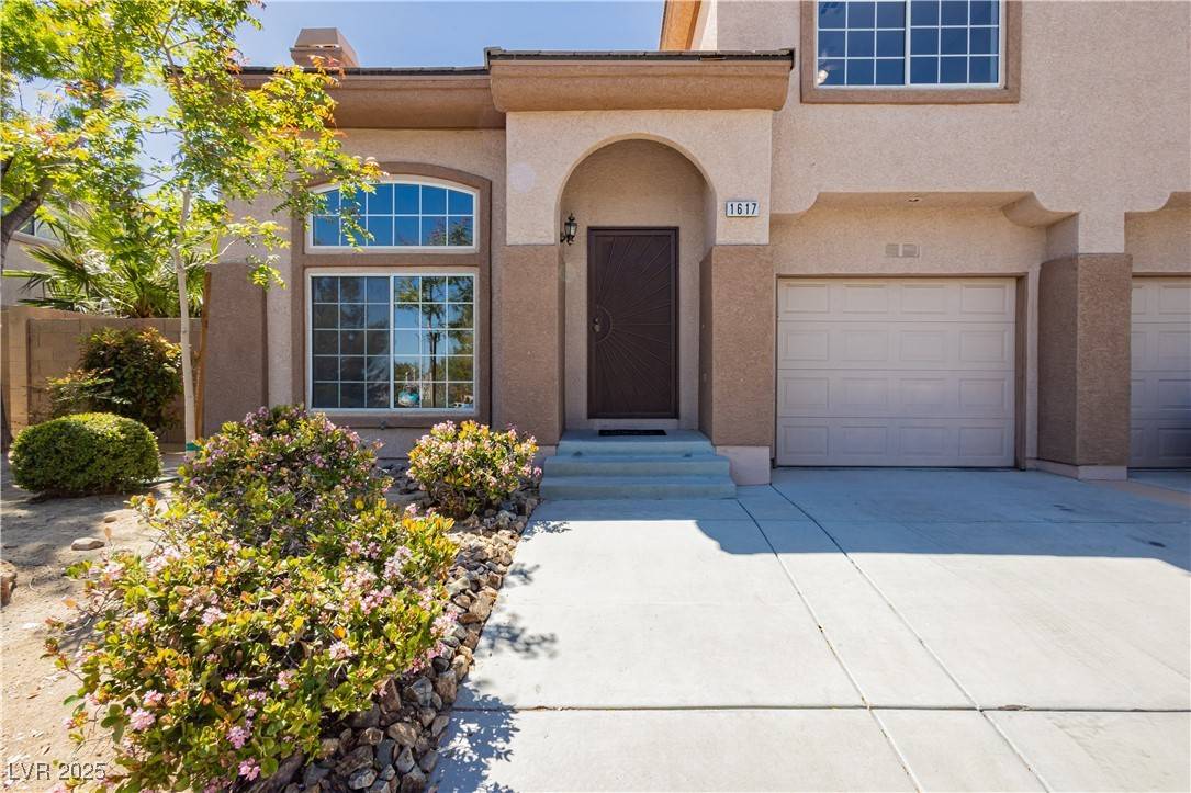 Henderson, NV 89014,1617 Cave Spring DR
