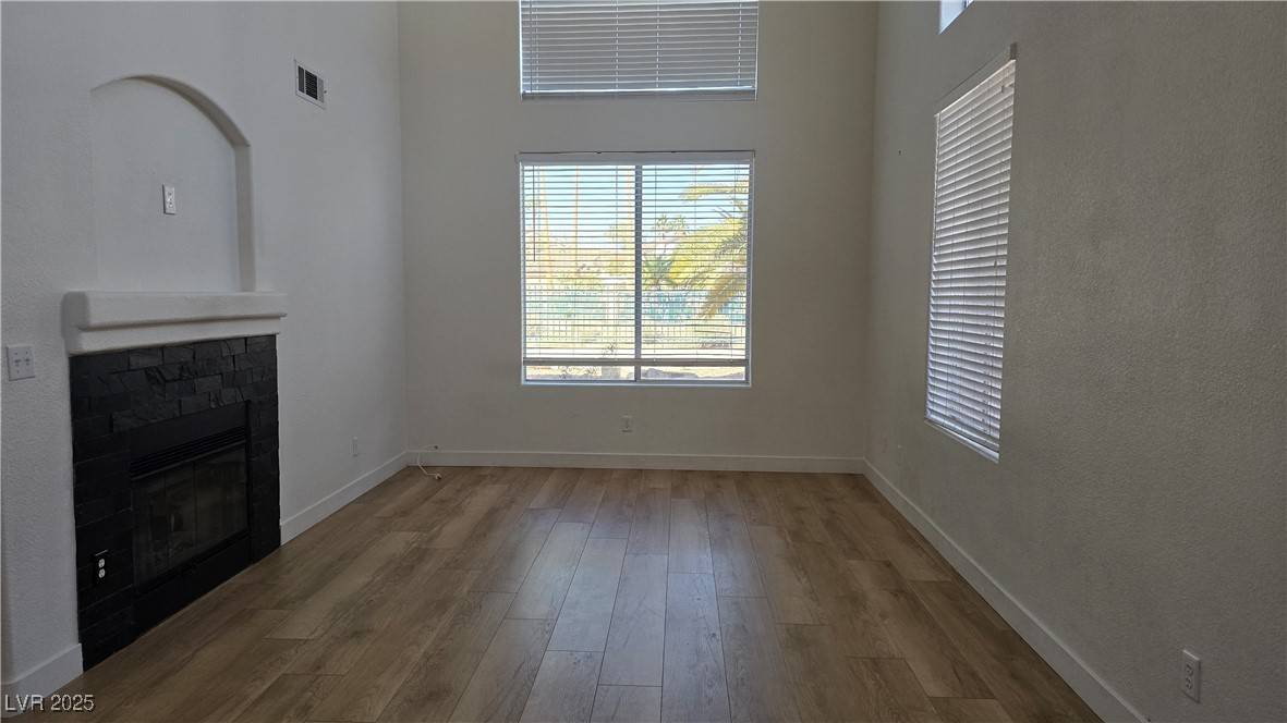 Henderson, NV 89052,1107 Scenic Crest DR
