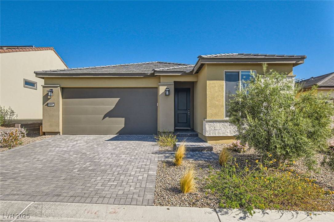 Las Vegas, NV 89143,10042 Cardinal Knoll AVE