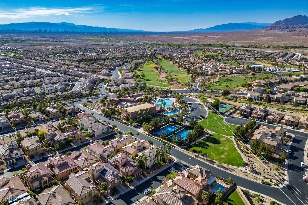 Henderson, NV 89011,580 Via Di Parione CT