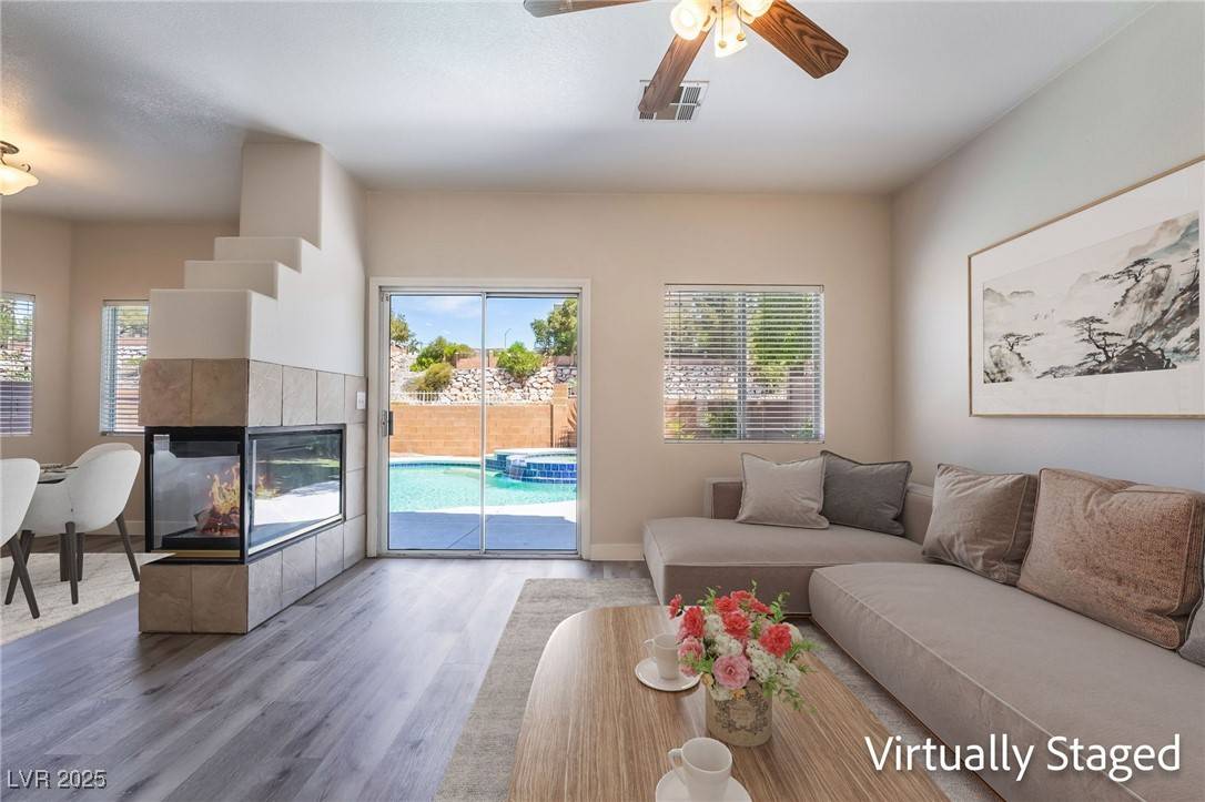 Henderson, NV 89052,844 Binbrook DR