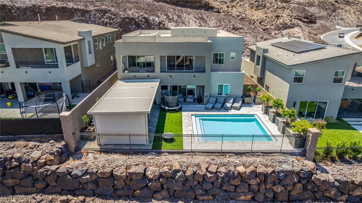 Henderson, NV 89012,302 Watteau CT
