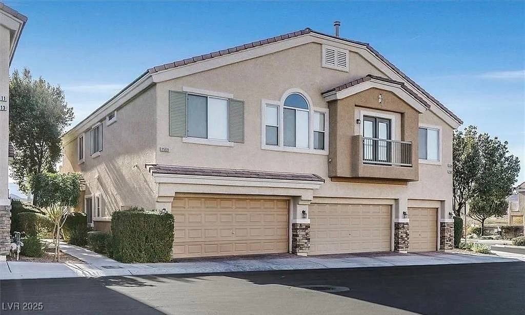 Henderson, NV 89002,2509 April Breeze LN