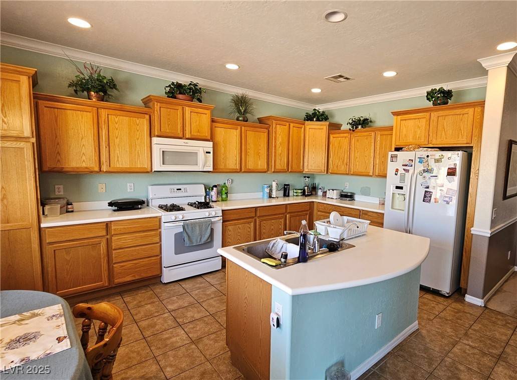 Las Vegas, NV 89122,5772 Flying Birdie AVE
