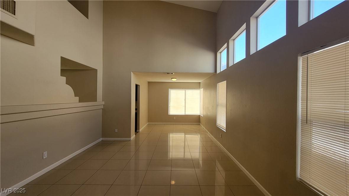 Las Vegas, NV 89128,1833 Sierra Valley WAY