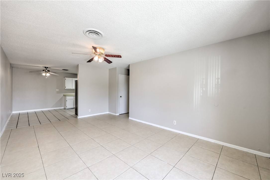 Las Vegas, NV 89110,325 Ronald LN