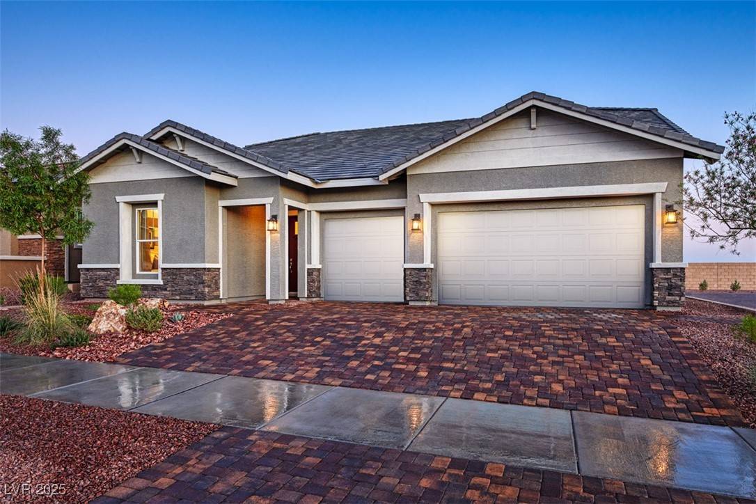 Henderson, NV 89011,418 Cadence Vista DR