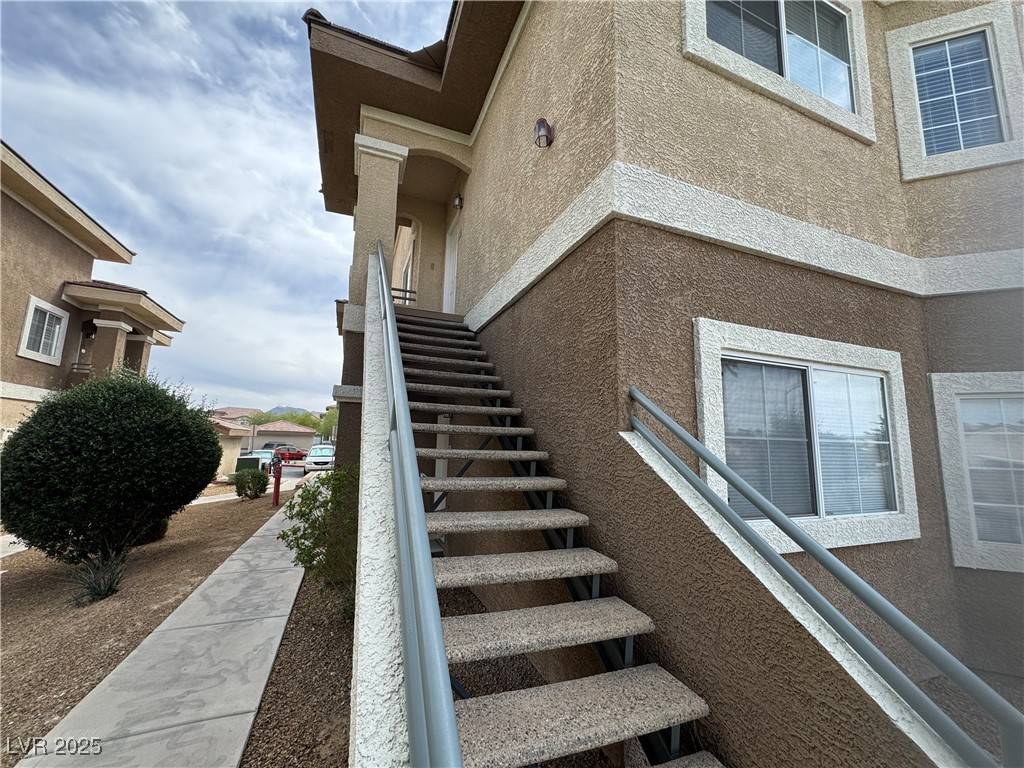 Henderson, NV 89011,833 ASPEN PEAK LOOP #1325
