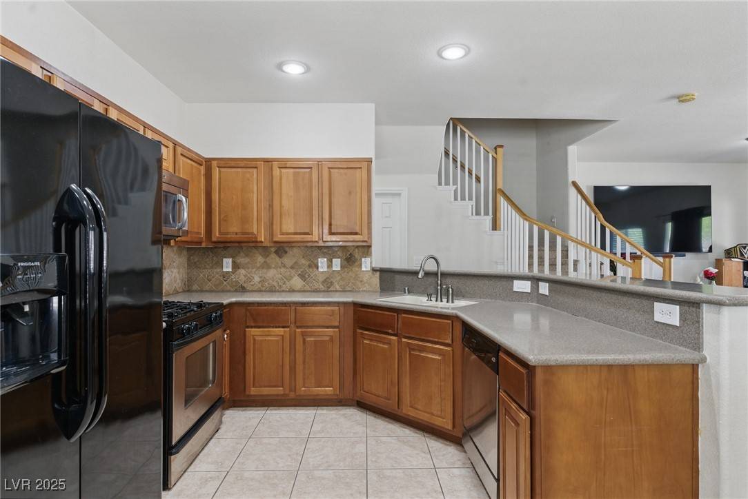 Henderson, NV 89002,1069 Thrill CT #2