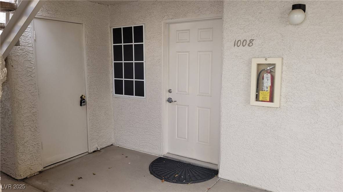 Las Vegas, NV 89128,3150 Soft Breezes DR #1008