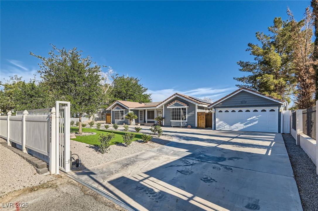 Las Vegas, NV 89107,2500 Palomino LN