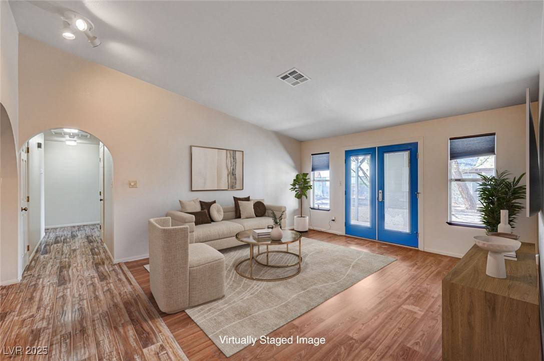 Henderson, NV 89002,1580 Albino DR