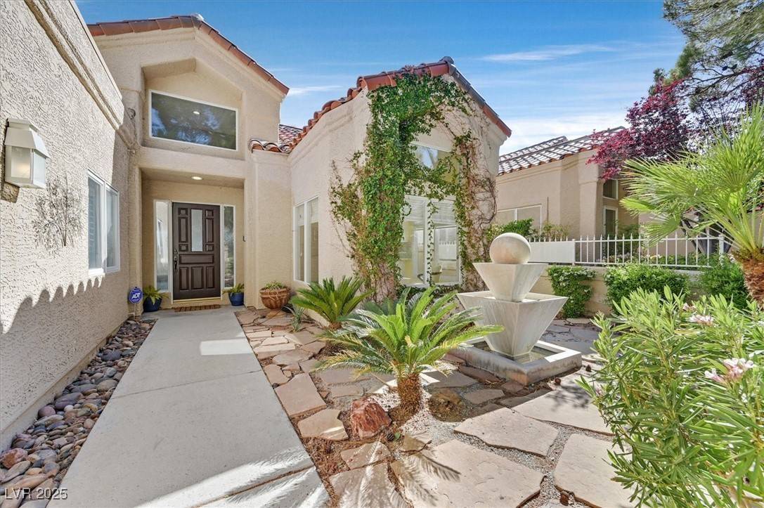 Las Vegas, NV 89113,8161 Round Hills CIR