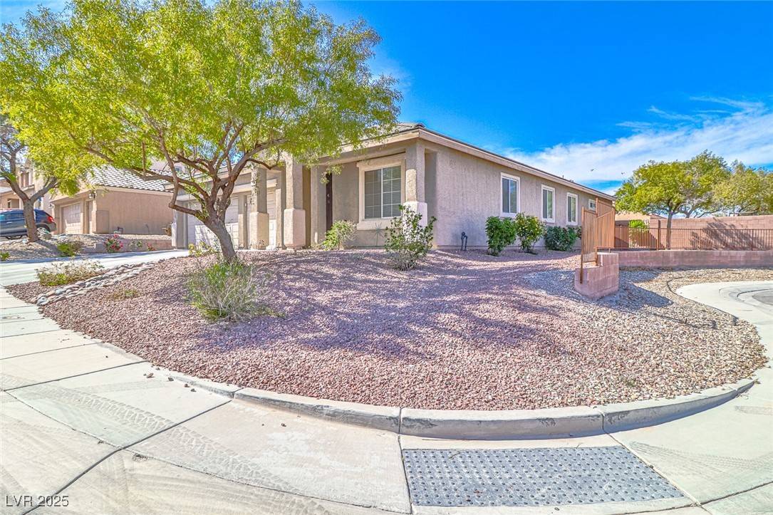 North Las Vegas, NV 89032,324 Moonlight Glow AVE