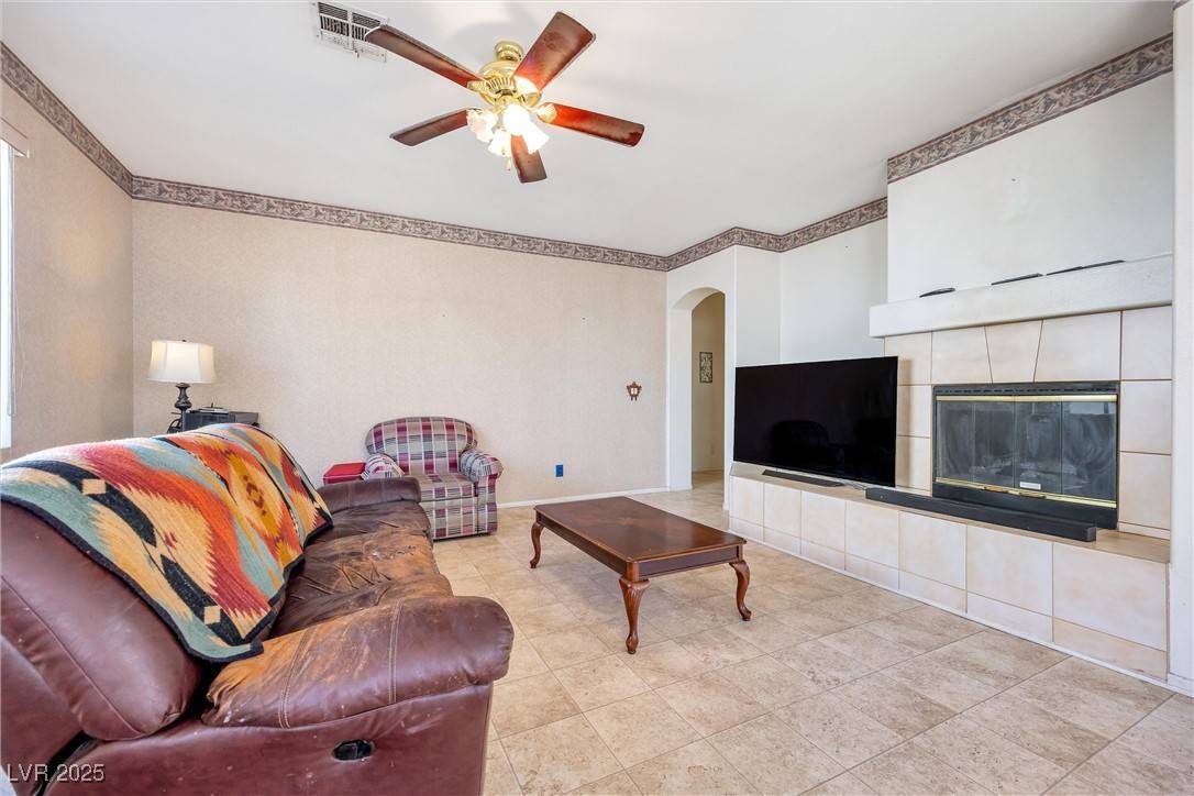 Las Vegas, NV 89123,2195 Merano CT