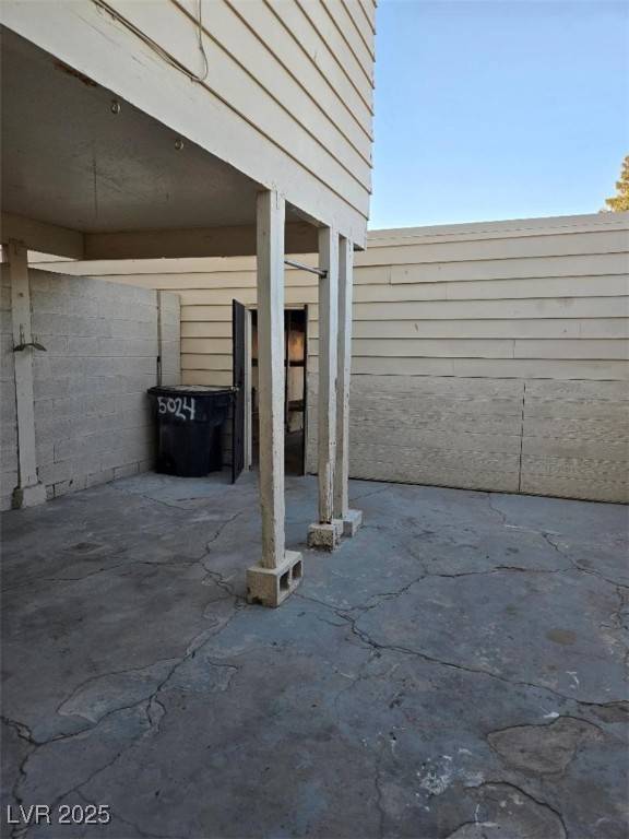 Las Vegas, NV 89120,5024 Larkspur ST