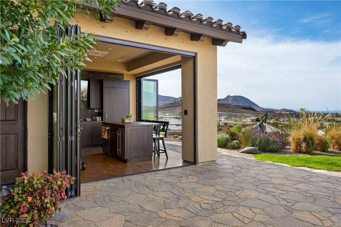 Henderson, NV 89002,1123 Christian RD