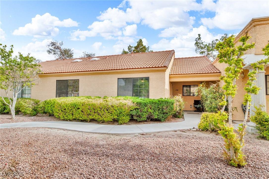 Las Vegas, NV 89102,2851 S Valley View BLVD #1098