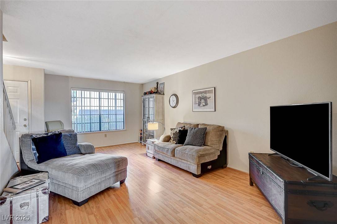 Las Vegas, NV 89102,2851 S Valley View BLVD #1139B