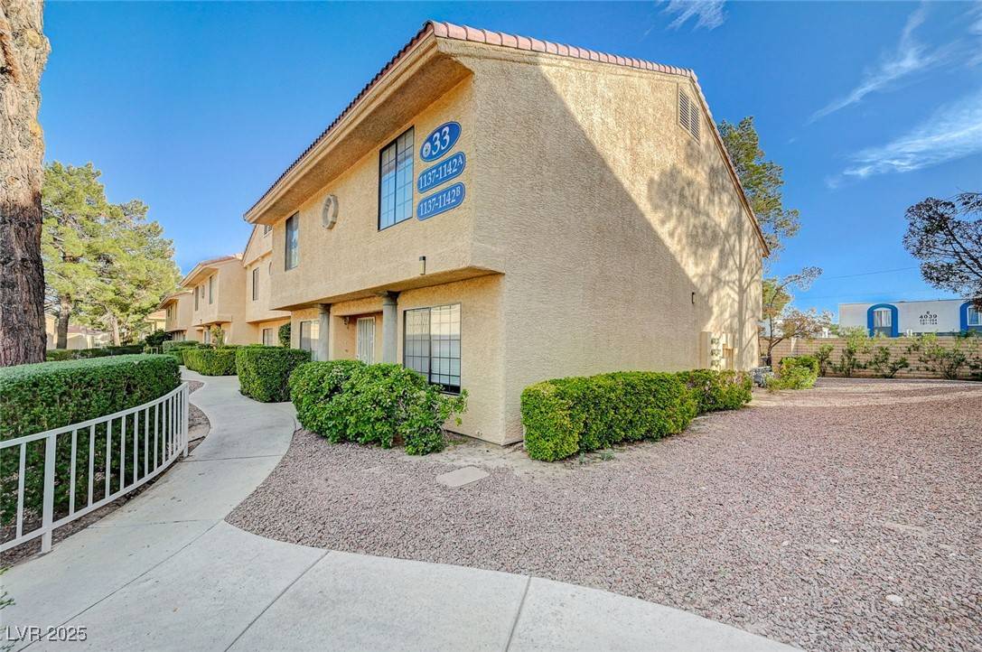 Las Vegas, NV 89102,2851 S Valley View BLVD #1139B