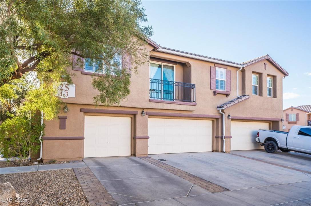 Henderson, NV 89012,25 Lone Cove CT #1