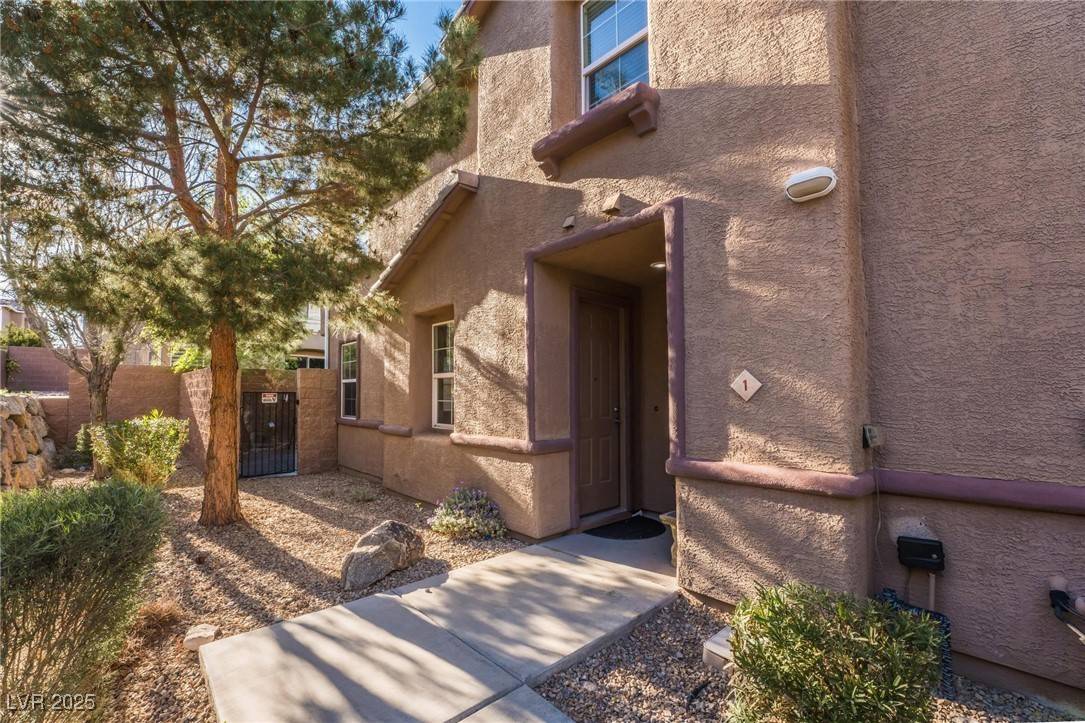 Henderson, NV 89012,25 Lone Cove CT #1